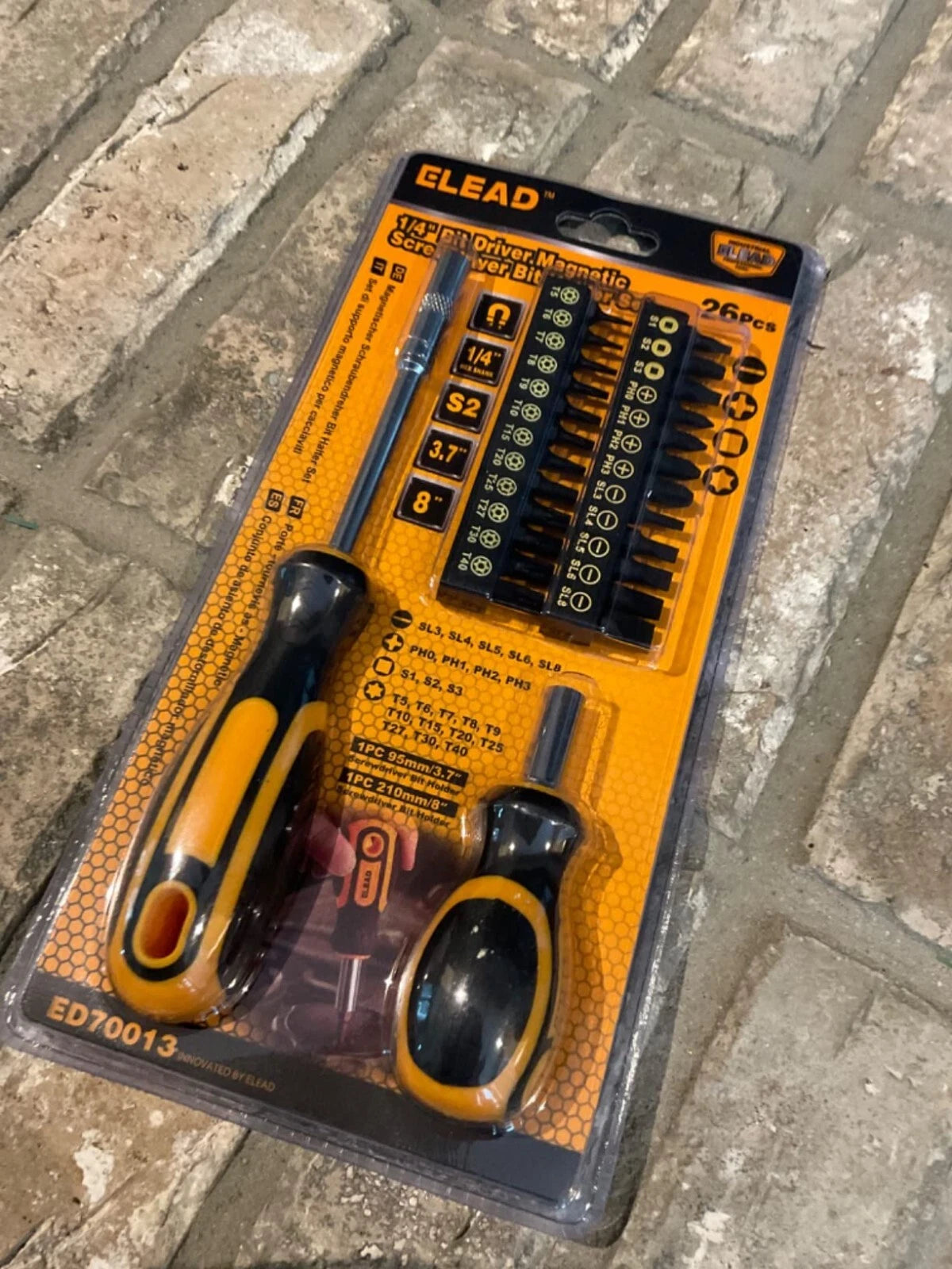 26-Piece Magnetic Screwdriver & Bit Set - Strong Magnetic Bit Holder and Screwdr