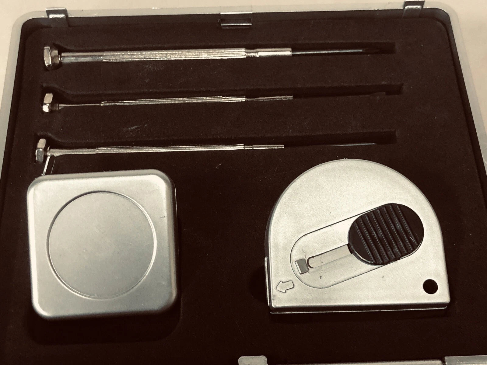 MOAA Small Beautiful Tool Kit, Tape,Knife,Sockets, Screwdrivers