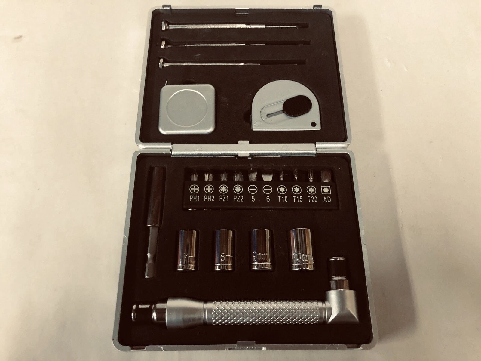 MOAA Small Beautiful Tool Kit, Tape,Knife,Sockets, Screwdrivers