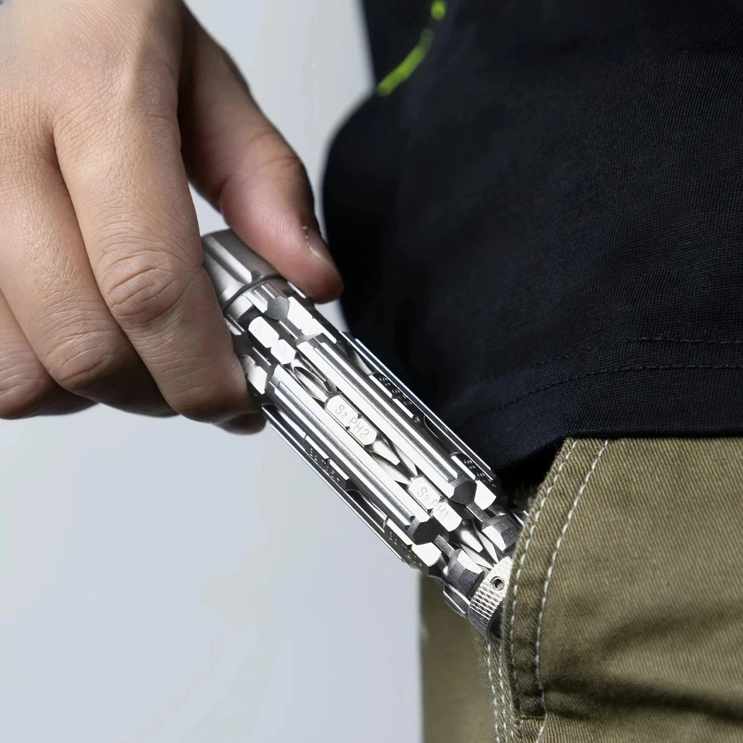 MultiFunction Screwdriver Set with Magnetic Torx Phillips Hex Drill Bit Portable