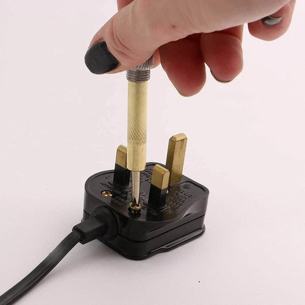 6 in 1 Hammer Screwdriver Tool Set 2 Phillip 2 Flat 1 Hammer With Nail Puller