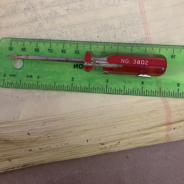 Vermont USA Tools #3802 4 1/2’’ Pocket Screwdriver