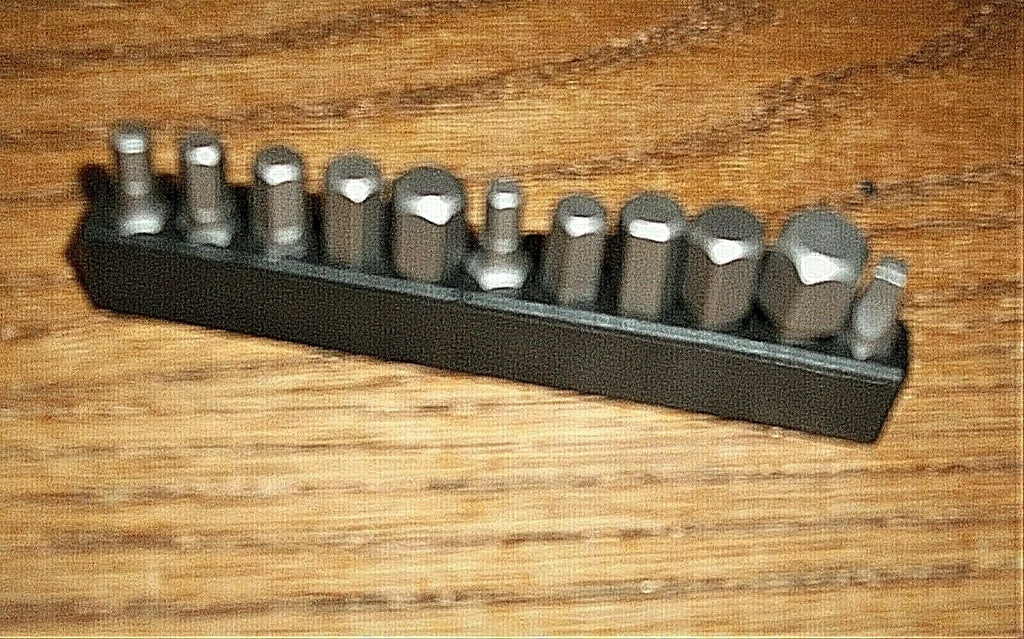 E11 CRAFTSMAN UNBRANDED 11 PC TIP SET MM HEX, SAE HEX, SQUARE  HEX DRIVE set