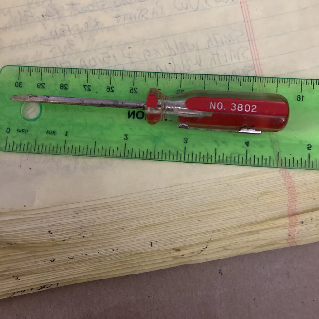 Vermont USA Tools #3802 4 1/2’’ Pocket Screwdriver