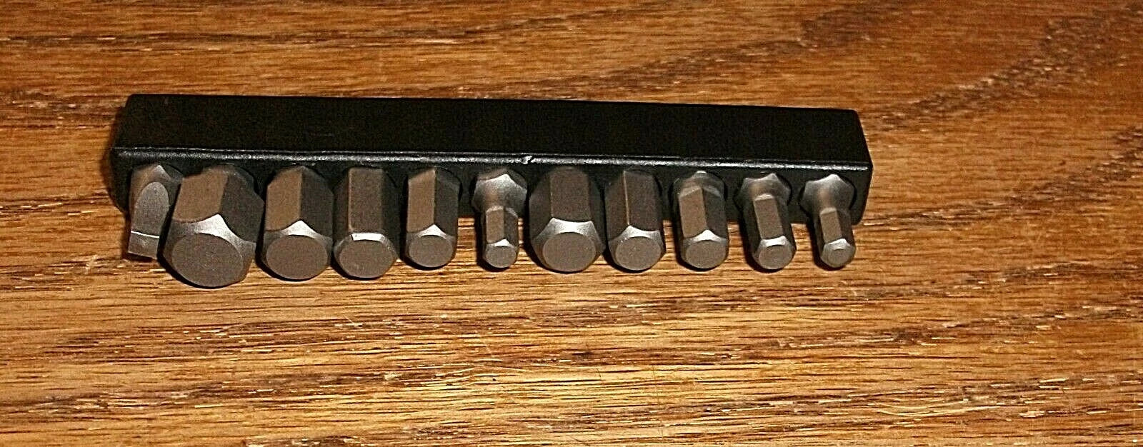 E11 CRAFTSMAN UNBRANDED 11 PC TIP SET MM HEX, SAE HEX, SQUARE  HEX DRIVE set