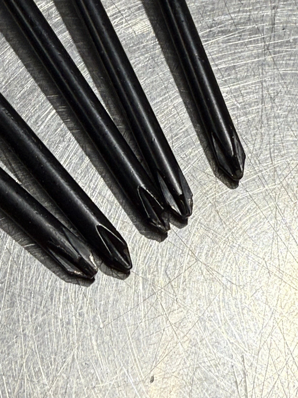 Set Of 5 Cross Slotted Philips Screwdriver Set with Nice Rubber Gripping Handle