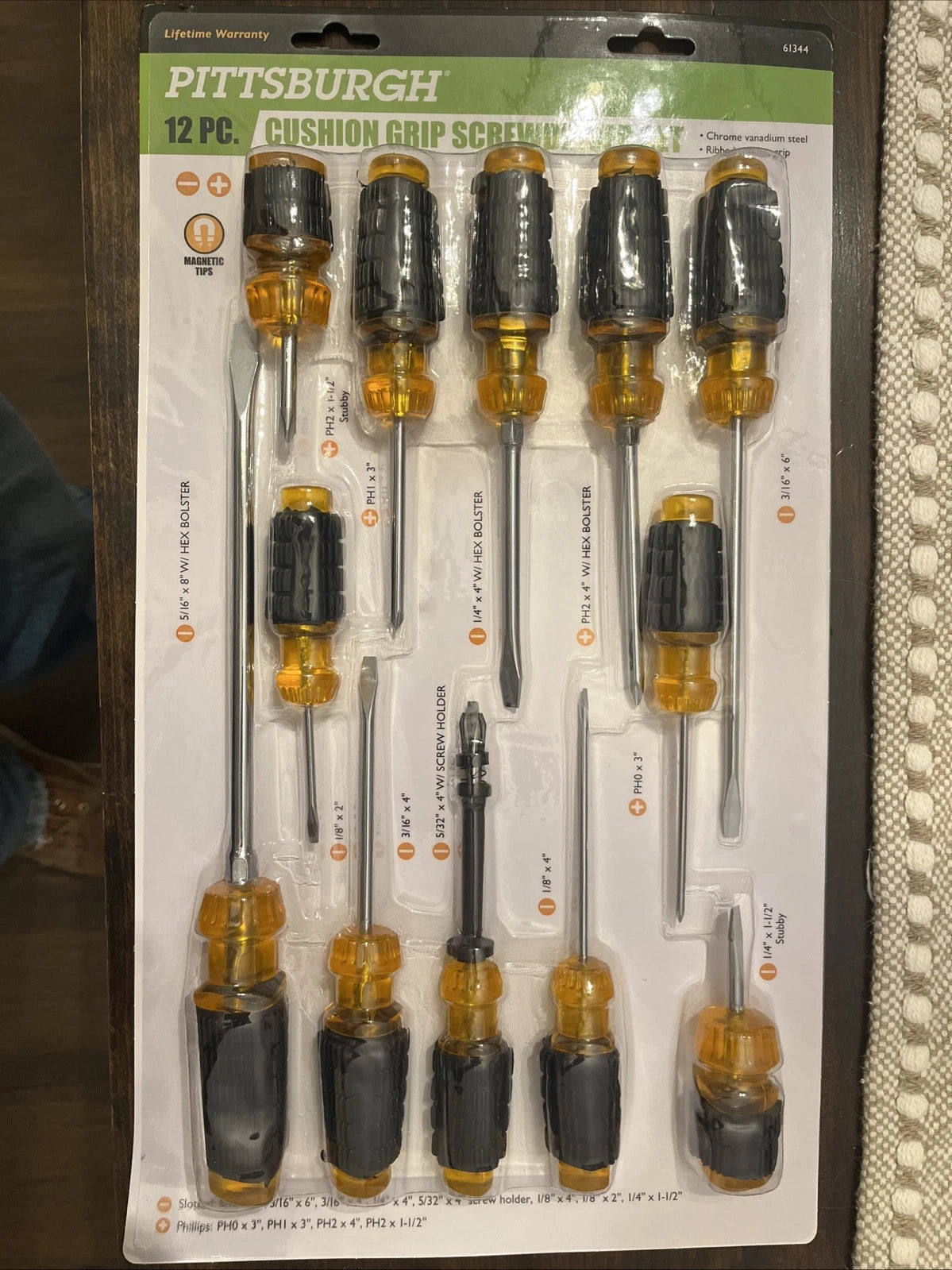 Pittsburgh 12 Piece Cushion Grip Screwdriver Set