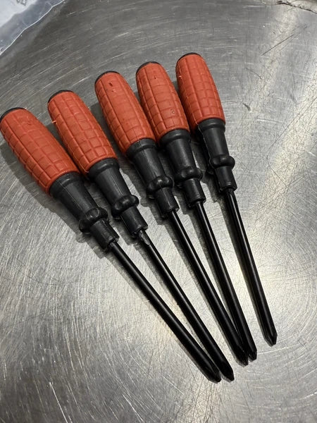 Set Of 5 Cross Slotted Philips Screwdriver Set with Nice Rubber Gripping Handle