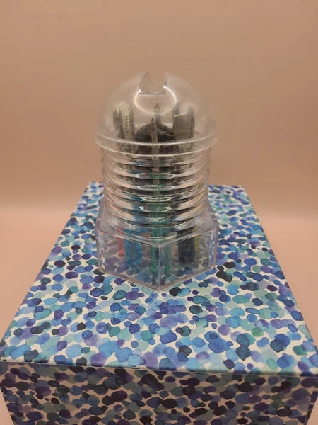 Plastic 8 Piece Screwdriver Set With Case, Used, Good Condition